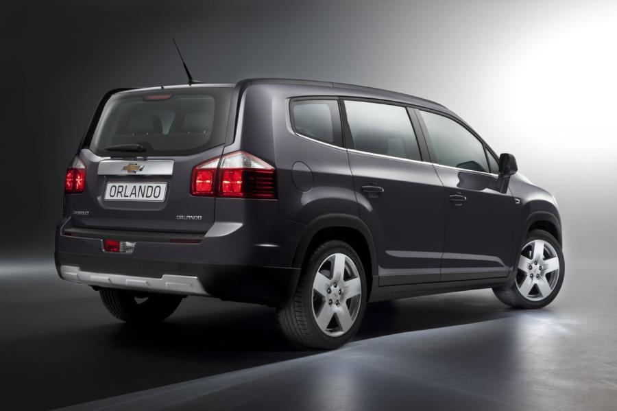  Chevrolet Orlando 2010 года  (фото 16 из 41)